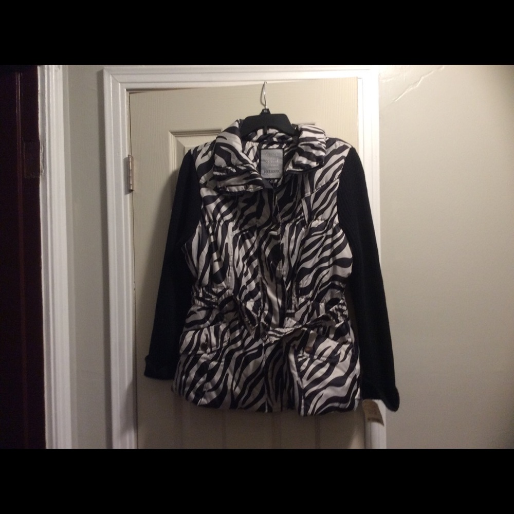 Zebra Pattern Women’s Puffy Jacket